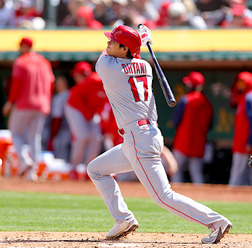 【MLB】今季1号の大谷翔平、136mの特大アーチでエンゼルスの開幕カード勝ち越しに貢献