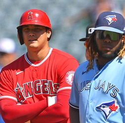【MLB】大谷翔平獲得ならず……落胆のブ軍ファンがスカッとするゲレーロJr.の「金属バット」特大柵越えシーンが話題に