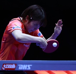 平野美宇、世界709位に大苦戦「非常に優秀な選手」　驚異の大逆転を中国メディアも評価「歯を食いしばって粘った」【世界卓球】