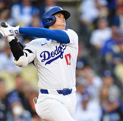 【MLB】「車がほしいと言っていた」大谷翔平、指揮官への“ポルシェ”プレゼントに言及 会見登場のロバーツはご満悦「This is my car!!」