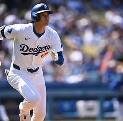 【MLB】大谷翔平、第4打席は9号ならずも左翼への大飛球　指揮官超え達成に左翼への適時打で大暴れ