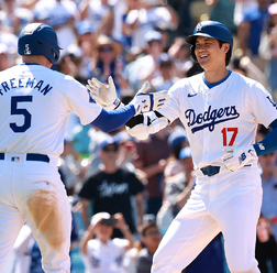 【MLB】「もちろんオオタニは……」“大谷翔平の日”制定を祝う単独首位13号　ベッツ、フリーマンのMVPトリオで祝福