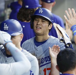 【MLB】「ボール球を見送れているのが一番良い」大谷翔平、先制24号アーチと決勝適時打で確かな手応え　ドジャース50勝到達