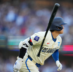 【MLB】大谷翔平、30歳初アーチは右中間への177キロ弾丸ライナー　今季28号でメジャー通算200本塁打まで「1」