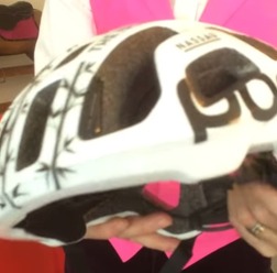 【ツアー・オブ・北京14】ガーミン・シャープのマーティンがパンダヘルメットで出場