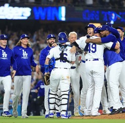 【MLB】ドジャース気迫の“完封リレー”で地区Sパドレス撃破　山本由伸が5回無失点の快投、大谷翔平も歓喜の美酒