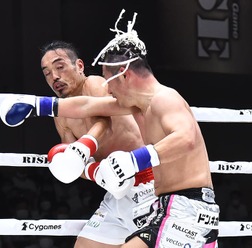 【格闘技／RISE 159】元”年俸120円Jリーガー”安彦考真、ヒザ蹴りで一撃KO勝利　「YA-MANとオープンフィンガーで戦いたい」