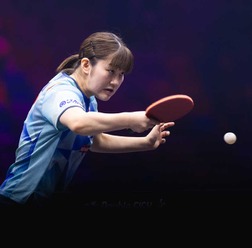 大藤沙月、横井咲桜との世界1位ペア対決でストレート勝ち　第1シードが注目の同士討ちを制してベスト4進出【WTTコンテンダーマスカット】