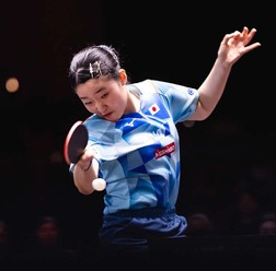 張本美和がインドの異質選手を圧倒で優勝争いへ好発進　伊藤美誠も韓国の19歳を退けて上位シードが順調な滑り出し【シンガポールスマッシュ】