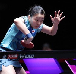 張本美和、16歳が昨年初勝利の孫穎莎と2025年初対決の可能性　3日にインドの20歳選手と1回戦、優勝争いに絡めるか【シンガポールスマッシュ】