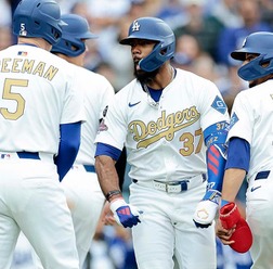 【MLB】ドジャースが首位通過、4月はNL西地区が大混戦に　4球団が勝ち越しも……一人負けロッキーズは早くも「借金20」