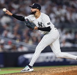 【MLB】ヤンキース新加入の“魔球使い”が大不振、守護神から降格　地元メディアは精神面を指摘「注目度が比較にならない」