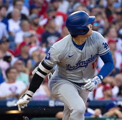 【MLB】大谷翔平、劣勢から“同点適時二塁打”で佐々木朗希を強力援護　地元メディア歓喜「試合を振り出しに戻した」