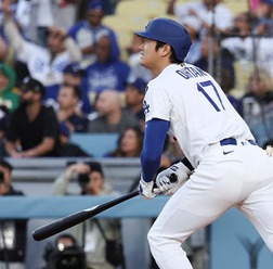 【MLB】大谷翔平、4試合ぶり“174キロ”先制13号アーチ　米記者興奮の一打「15本目の先頭打者弾だ」
