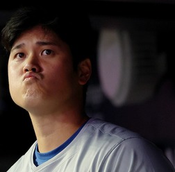 【MLB】大谷翔平から三振を奪ったのは……まさかの捕手　本人は“記念球”を保管し安堵「打球が飛んで来たら、俺は死んでいたよ」