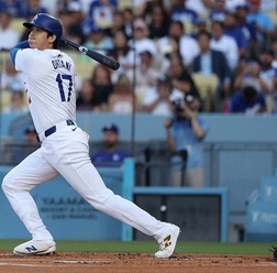 【MLB】大谷翔平、僅差のリードで左中間破る“160キロ”二塁打　ドジャース連敗ストップ目前も……