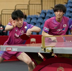 戸上隼輔、篠塚大登の“とがしの”ペアが快勝でメダル確定　エジプトペアをストレート撃破でベスト4進出【世界卓球2025】