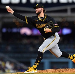 【MLB】パイレーツGMは剛腕スキーンズのトレードを否定も……風向きが変わる可能性　米メディアが指摘したのは「成績不振でそのGMが解任」