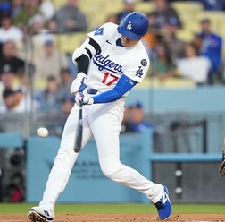 【MLB】大谷翔平、二刀流復帰戦で“169キロ”同点適時打　「自身の黒星をかき消した」