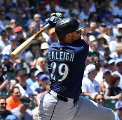 【MLB】止まらないローリー、4戦連発32号で追い上げるジャッジに再び4本差　「両リーグ単独2冠王」でMVP最有力に