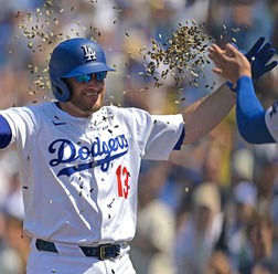 【MLB】逆転満塁弾を放ったド軍マンシー、今季2度目の1試合7打点はレア記録　米データ会社「1951年以来、最短の……」と伝える