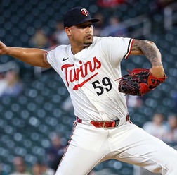 【MLB】「大谷翔平の全盛期を無駄にするな」米メディア、失速ドジャースに補強要望　最適ターゲットはツインズの剛腕守護神か