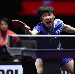 張本智和、台湾エース撃破＆4強入りを振り返る「毎回接戦でタフな試合」　世界1位・林詩棟との大一番には「万全の準備を」【卓球・USスマッシュ】