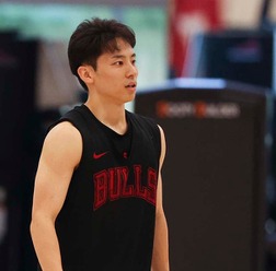 【NBA】河村勇輝の挑戦を現地メディアが特集「最高レベルのプレーメイカー」　期待される八村塁に続く定着「日本のバスケファンにとって……」