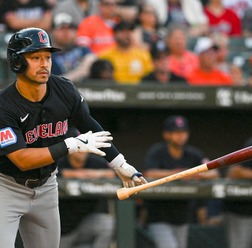 【MLB】ドジャース、不振コンフォートの代役候補は4人 「最良の選択肢はクワン」と米メディア指摘……パドレスと一騎打ちになる可能性も