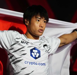【UFC】完勝した平良達郎、バックステージで見せた“涙”が話題に……松根代表が激励「中村倫也と一緒に日本人の強さを示した」