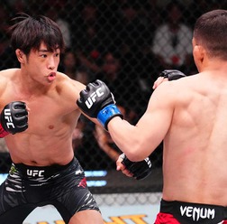 【UFC】平良達郎、打撃も効かせて2R“フェイスクランク”一本勝ち　「このレベルでこの勝ち方はすごい」と川尻達也氏も大興奮