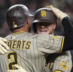 【MLB】新戦力が躍動したパドレス、逆転勝利で首位ドジャースに2ゲーム差　大補強の成果……オハーンが同点弾、ミラーがセーブ