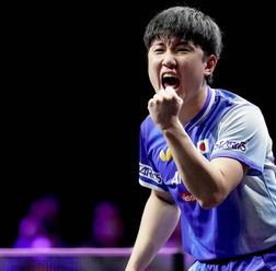 張本智和、因縁の相手への快勝劇に「3－0は予想していない」　自国開催のプレッシャー吐露も上位進出へ意欲【WTTチャンピオンズ横浜】