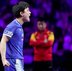 張本智和、中国撃破で日本勢唯一4強入りも「王楚欽とやるまでは負けられない」　“世界No.1サウスポー”との決勝熱望【WTTチャンピオンズ横浜】