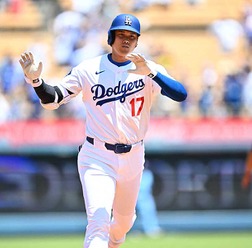 【MLB】41号で記録更新の大谷翔平、この日2度目の申告敬遠……3試合連続マルチ安打と今季17個目の盗塁と躍動