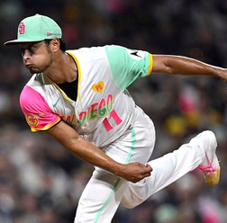 【MLB】ダルビッシュ有、首位攻防戦で「6回1安打1失点」の快投劇　74球圧巻のパフォーマンスでドジャース封じ