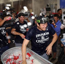 【MLB】「これまでになく大変だった」マンシー、フリーマンが明かしたド軍地区Vまでの苦闘 「ケガ人に見舞われ、激しい浮き沈み……」