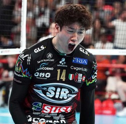 ペルージャ石川祐希、開幕戦でアタック決め咆哮　チーム2位の18得点で白星発進に貢献、悲願のイタリア・セリエA制覇へ好発進