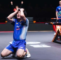 張本智和が“天敵”F・ルブランをフルゲームで撃破「信じられない気持ち」 激闘制し4強入り、過去3度準Vのエースが戴冠なるか【WTTファイナルズ香港】