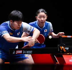 松島輝空・張本美和の“そらみわペア”が中国の世界王者撃破なるか　決勝進出懸けて王楚欽＆孫穎莎の最強コンビと激突【WTTファイナルズ香港】