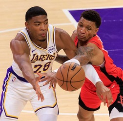 【NBA】八村塁、クリスマスゲームで復帰も……無得点に終わり“最低評価” レイカーズ3連敗で「プロとしての姿勢に欠ける」と指揮官嘆く