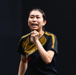 卓球女子・28歳カットマンの中国撃破に衝撃「サトウが大番狂わせを演じた」　世界4位サウスポー相手の金星に称賛【WTTスターコンテンダー・ドーハ】