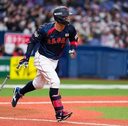 WBC初選出の阪神・佐藤輝明が攻撃型布陣の切り札か　メジャー移籍決めた“2大スラッガー”ライバルも、井端ジャパンに与える柔軟性