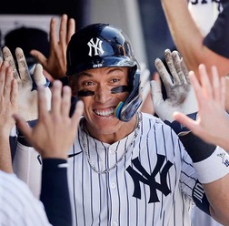 【MLB】「ほぼ現有戦力」ヤンキースは覇権を奪還できるか……巻き返しに必要な条件に公式サイトが言及　同地区ライバルは積極補強