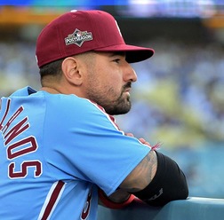 【MLB】ダグアウトにビールを持ち込み……途中交代に猛抗議　“通算250本塁打”カステヤノス、1億ドル契約の途中でフィリーズ解雇