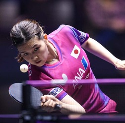 橋本帆乃香、初戦で中国撃破のカットマンが振り返った勝因　ルーマニアの難敵と6年ぶり対戦は「挑戦する気持ち」【シンガポールスマッシュ】