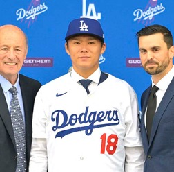 【MLB】「山本由伸は特別な投手」ドジャースGM、高額契約の重圧とは無縁と強調　代理人は“低身長”への懸念を一蹴