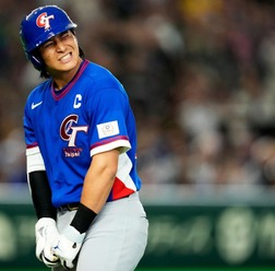 【WBC2026】日本戦を前に……台湾代表の精神的支柱“イケメン主将”が死球骨折　現地メディアは落胆「残りの試合を欠場する可能性が高い」