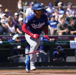 【MLB】「春のサプライズ」ドジャースの“二塁手争い”にまさかの展開　エドマン代役を射止めたのは……31歳のキャンプ招待選手か