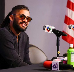 【WBC2026】“お～いお茶”拒否のソトが居ぬ間に……タティスJr.はちゃっかり商品アピール「オファーの電話待ってるよ」　大谷翔平の後釜狙う